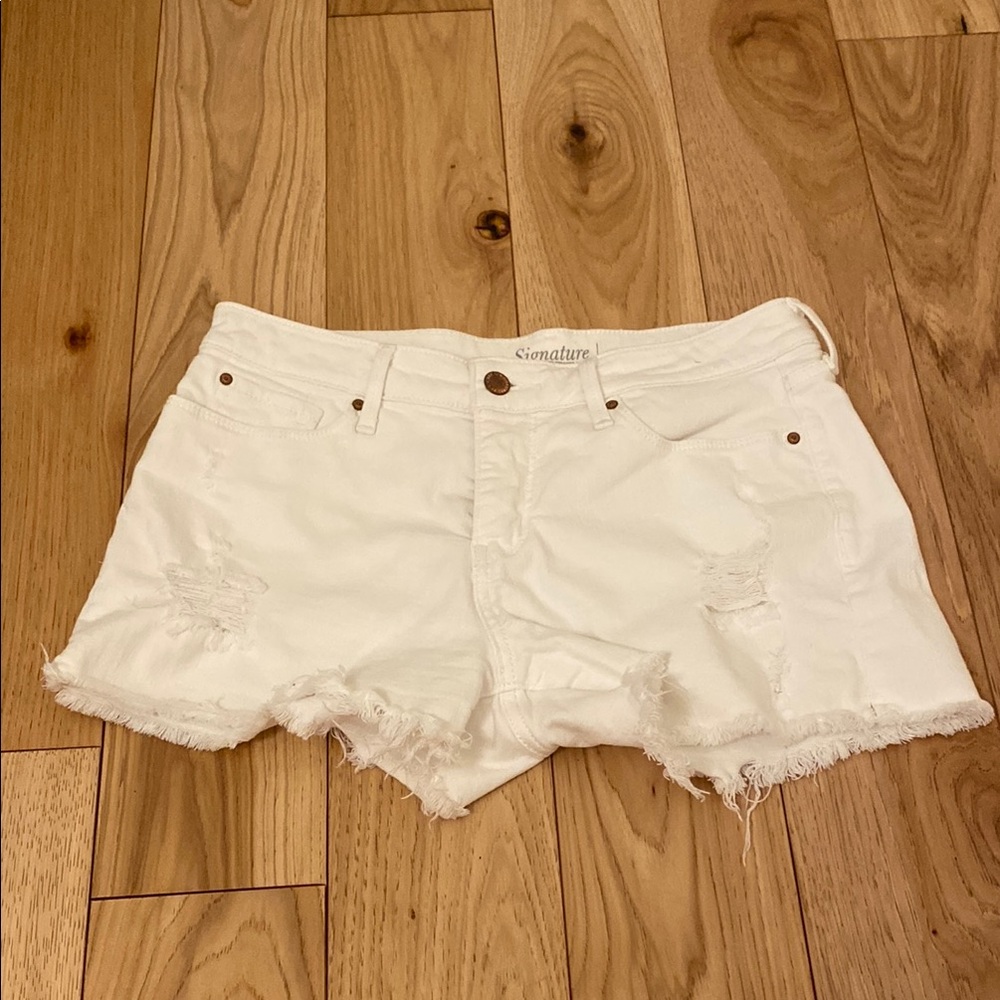 Signature Women's White Distressed Shorts